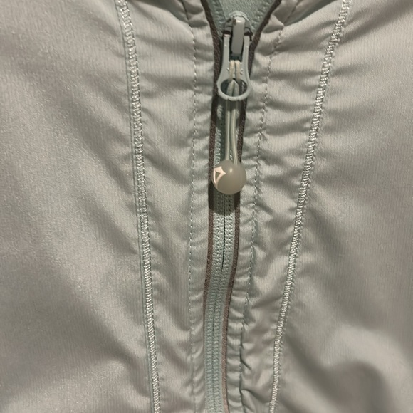 Ivivva hooded rain jacket - Picture 3 of 5